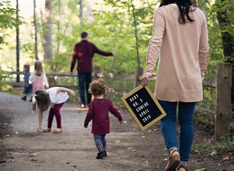 18 creative fall pregnancy announcement ideas