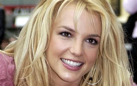 sexualised mocked and fed to the wolves why the britney spears story