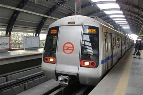 big cheer delhi metro blue line dwarka vaishali corridor to be