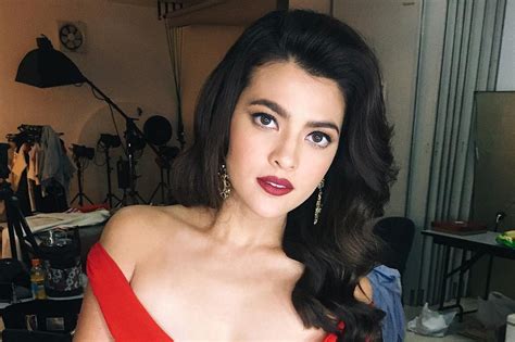 Major Major 12 Beauty Queens And Their College Degrees Abs Cbn News