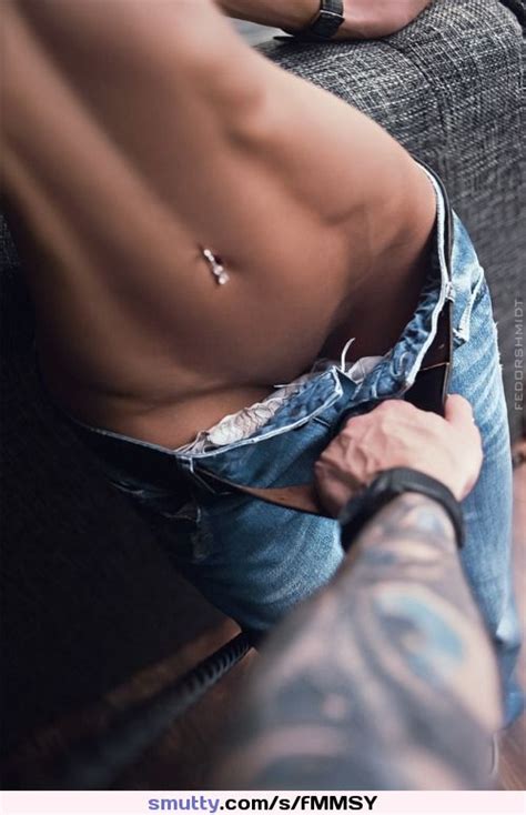 Fitgirl Fit Abs Flatstomach Peek Jeans Unbuttoned