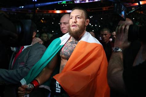 ufc news banking on conor mcgregor for successful 2021