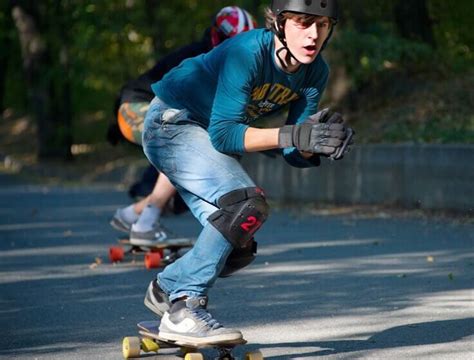 skateboard helmets  adults top   helmets review