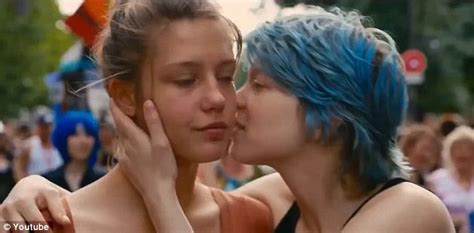 adele exarchopoulos and lea seydoux blue is the warmest colour lesbian love scenes were hell