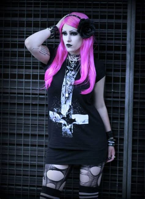 pin by maria daugbjerg 1 on clothing gothic clothes style gothic goth