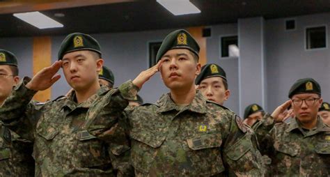 south korean army allegedly uses dating apps to expose and arrest gay
