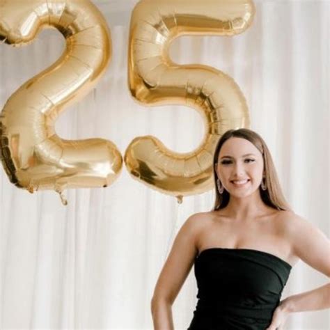 eminem s daughter hailie celebrates 25th birthday au