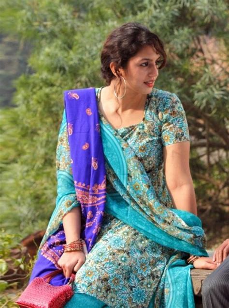 Actress Huma Qureshi Hot In Salwar Veethi