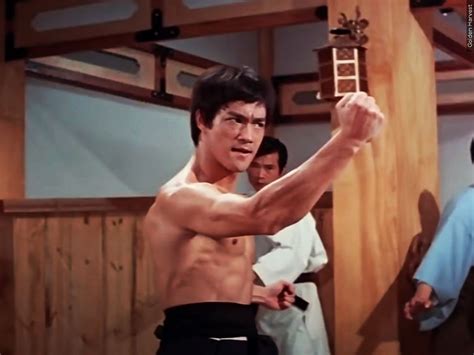 bruce lee   died  drinking   water  study claims