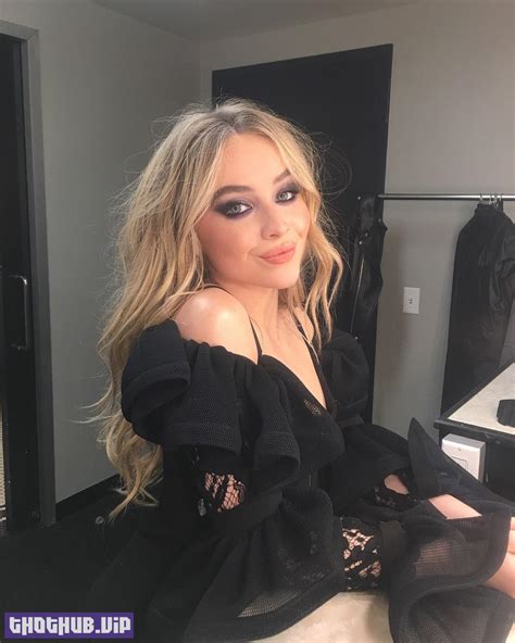 sabrina carpenter sexy fappening 20 photos top nude leaks