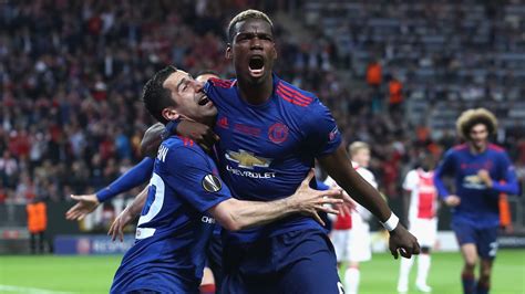 manchester united   ajax reds win historic europa league title  busby babe