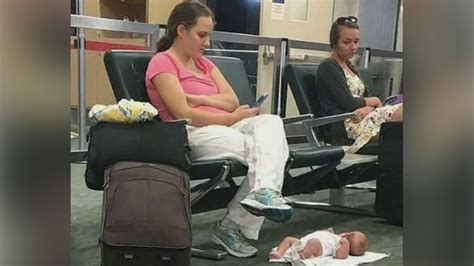 exhausted mom speaks out after airport pic goes viral abc7 new york