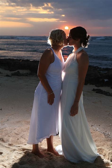 Lesbian Beach Wedding Lesbian Bride Cute Lesbian Couples Same Sex