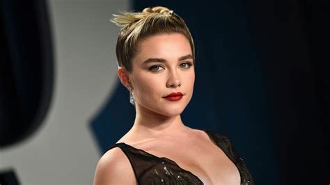 florence pugh signs with caa variety