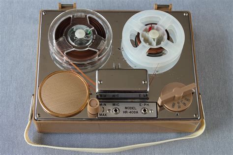 tape recorder radio retro