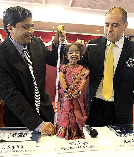 world s smallest girl jyoti amge joins jessica lange in american horror