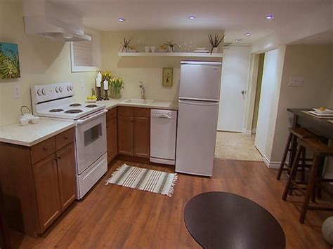 space   stunning basement apartment  includes  kitchen