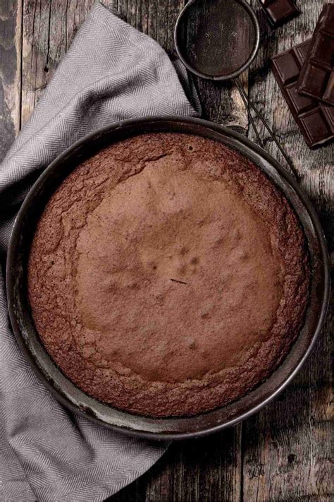 chocolate cake recipe  buttermilk izzycooking