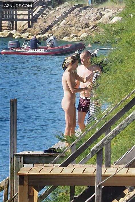 Marion Cotillard Naked With Guillaume Canet As They Enjoy
