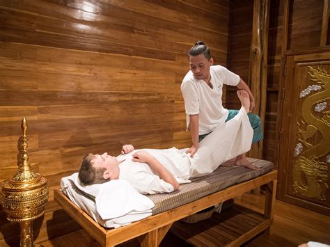 thai traditional massage luxury day spa pattaya two hours