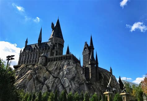fun facts   wizarding world  harry potter  diagon alley universal parks blog