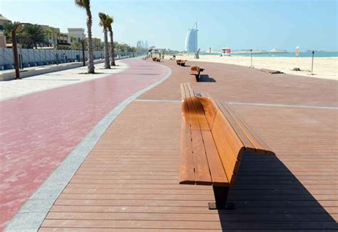 dubais jumeirah corniche opens   public recreation hotelier