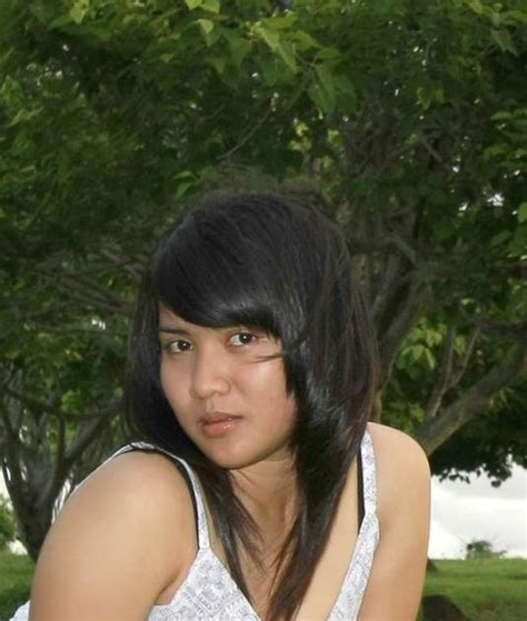 photo cute and pretty indonesian virgin