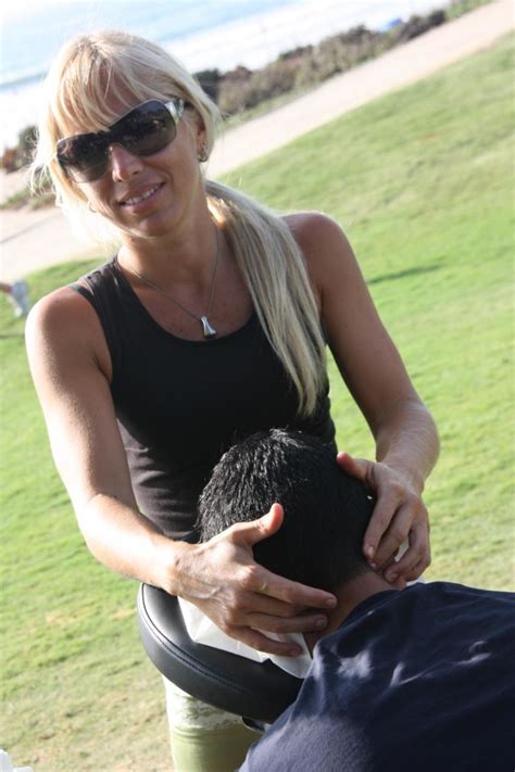 sports massage in abu dhabi 971565983339