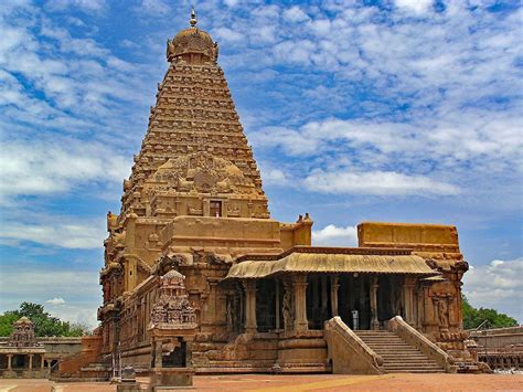 famous temples  thanjavur worth  visit