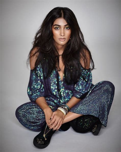 Pin On Pooja Hegde