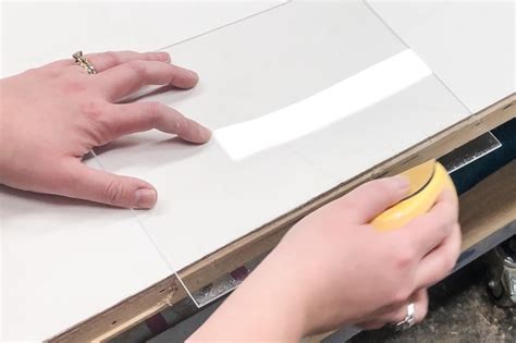 cut acrylic  plexiglass sheets  handymans daughter