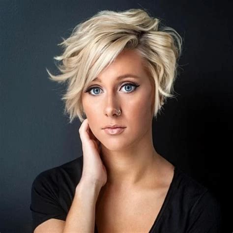 Pixie Cut With Side Swept Bangs Rockwellhairstyles