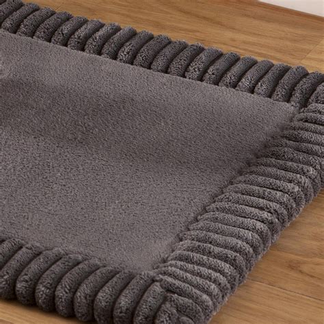 tapis bain chenille gris tapis salle de bain tradition des vosges