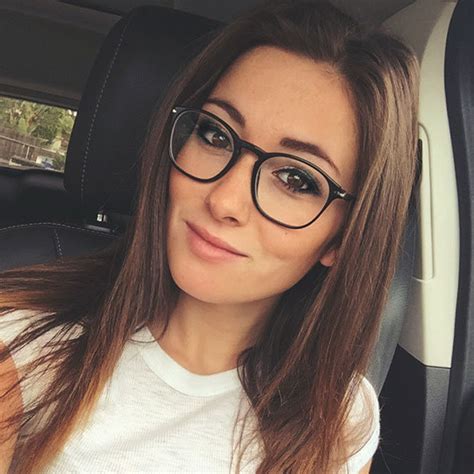 Hot Girls Wearing Glasses – Telegraph