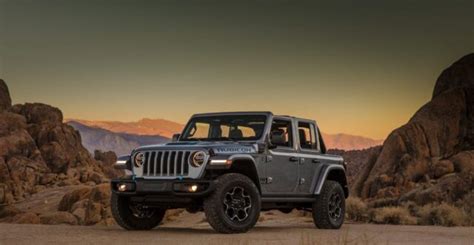 jeep  electric  wrangler  announces  models racingjunk