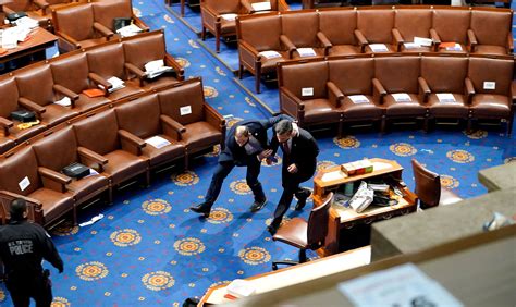‘hold The Line’ Inside The U S House Of Representatives Chamber As A