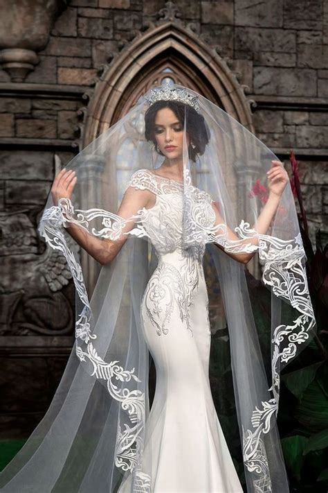 inspiring cathedral veil ideas   wedding gelinlik gelinler