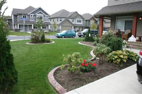 simple front yard landscaping ideas image