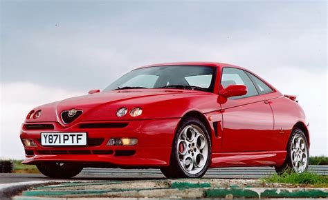 alfa romeo gtv coupe review   parkers