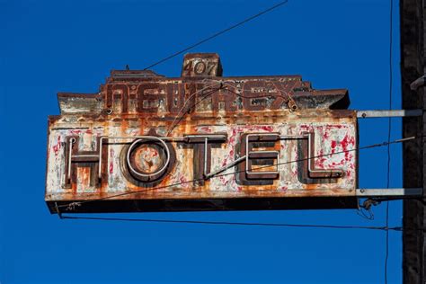 Old Hotel Neon Sign Vintage Neon Signs Old Hotel Neon Signs
