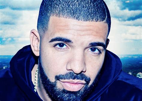 drake biography age weight height friend  affairs favourite