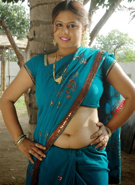 Sunakshi Hot Hd Navel Show In Saree Photos Saree Below