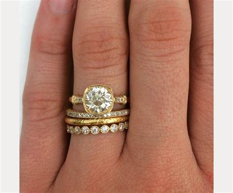 Pretty Wedding Rings Wedding Ring Styles Stacked Wedding Rings