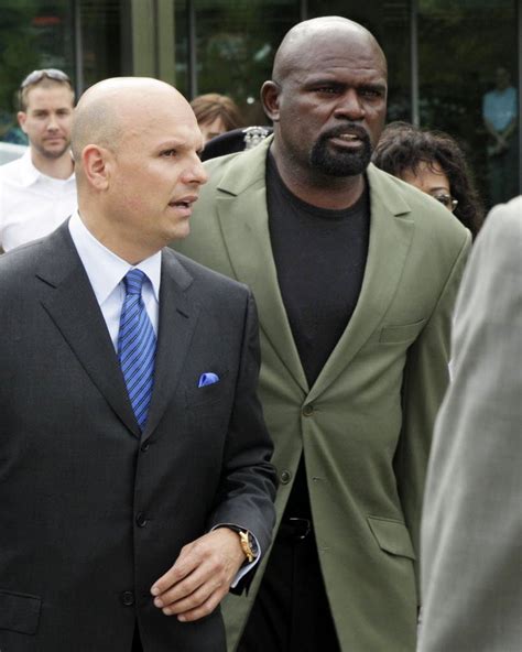 lawrence taylor leans towards going to trial in sex case