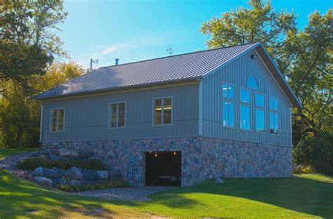 build  pole barn home   basement salvaged barns converted  guest houses