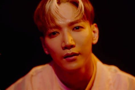 Update 2pms Jun K Returns With Captivating “this Is Not A Song 1929” Mv