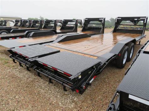pj trailers  drive  fender gn trailer farm equipment  trailer dealer  sioux