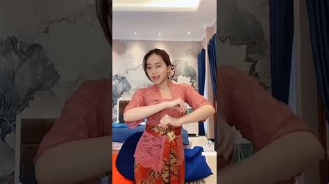 Goyang Pantat Bahenol Gadis Jawa Bali Sexy And Hot Lagu Tiktok Hotdance