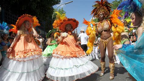 karneval der kulturen  das multi kulti event wird  jahre alt