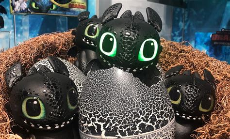 This Hatchimal Toothless Is The Cutest Thing I Ve Ever Seen